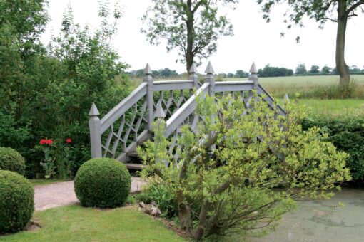 Bedfield Hall bridge