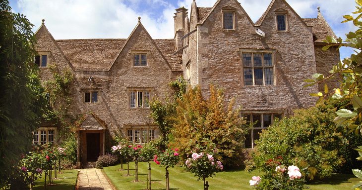 Kelmscott Manor in Gloucestershire