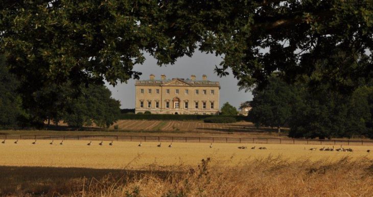 Kirtlington Hall in Oxfordshire