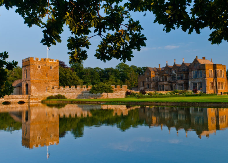 Broughton Castle