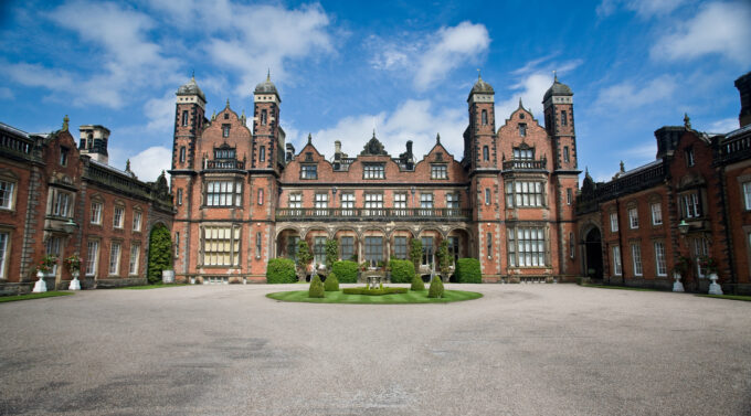 Capesthorne Hall front