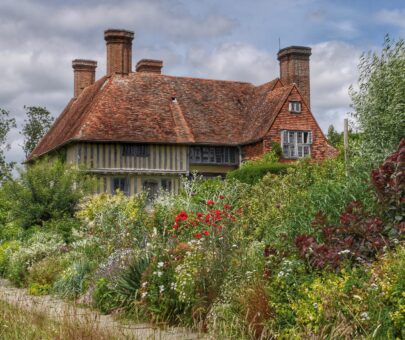 Visit |Great Dixter Gardens: Christopher Lloyd's Mesmerising Sussex ...