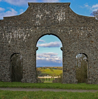 Castle Hill Gardens Triumphal Arch