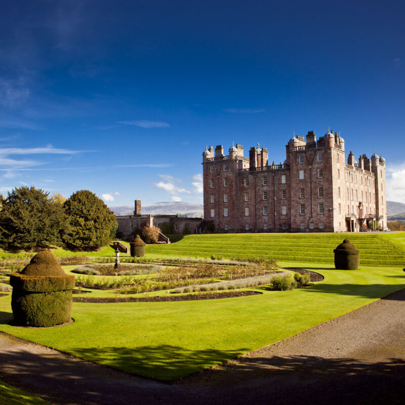 Drumlanrig Castle grounds and gardens