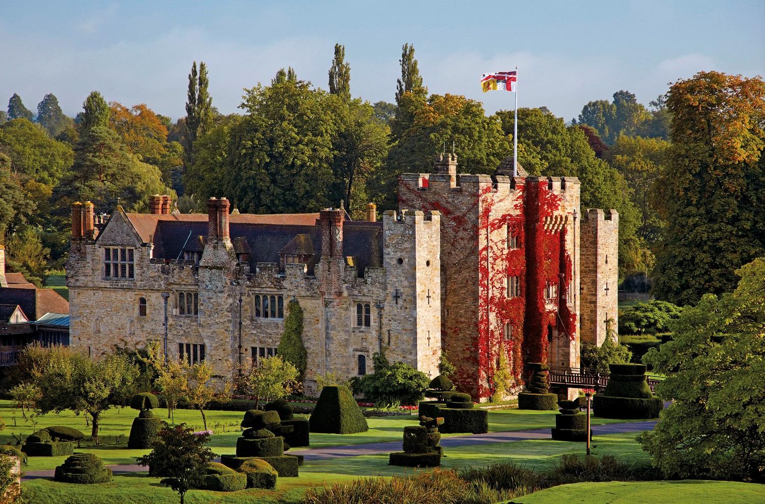 Visit England calls Hever Castle an "Exceptional Day Out"