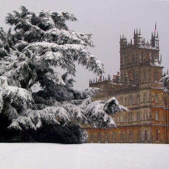 Highclere Castle in the snow looking glorious