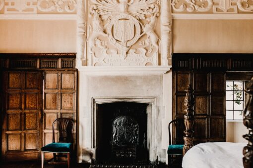 King James I Bedroom at Dorfold Hall photo credit to Carla Blain