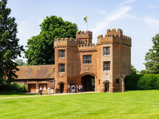 Lullingstone Castle gatehouse