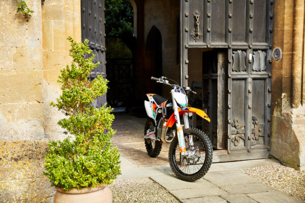 Motorbike gate Sudeley