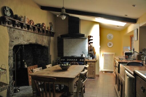 Old Bowlish House historic kitchen