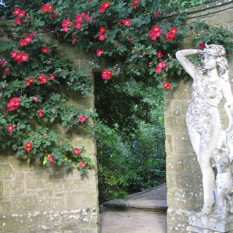 Pashley Manor House and Gardens sculpture