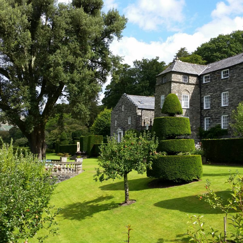 Plas Brondanw in Gwynedd, Wales