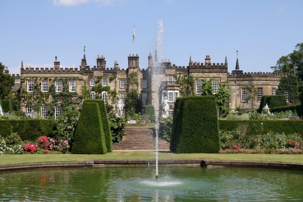 Renishaw Hall & Gardens water fountain