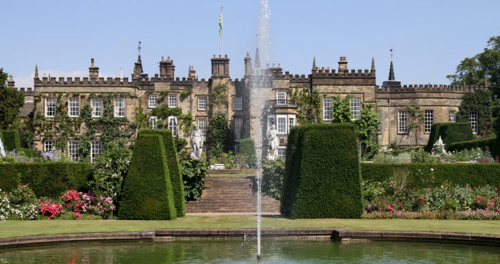 Renishaw Hall & Gardens water fountain