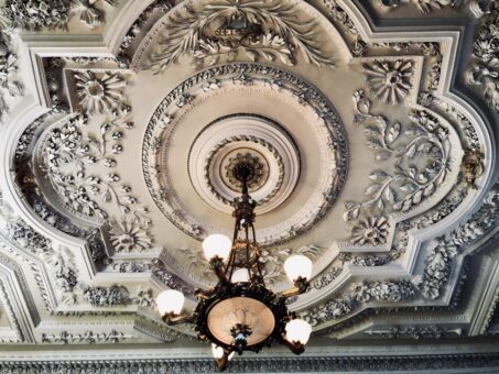 Thirlestane Castle chandelier