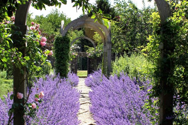 Upton Wold Gardens in Gloucestershire