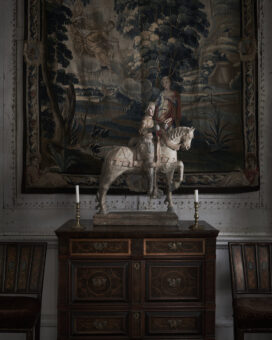 Wolterton Hall horse sculpture and tapestry