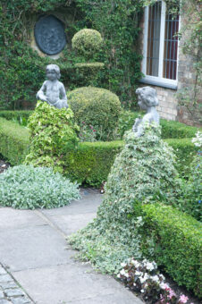 Netherhall Manor statues