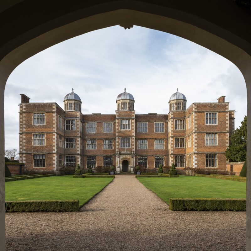 hall-exterior-17-may-2021-doddington-hall-and-gardens-credit-heritage-photographic-copyright-doddington-hall-2021