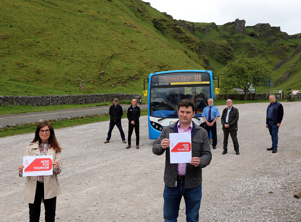 Local leaders shine spotlight on sustainable transport with the Hope Valley Explorer Bus