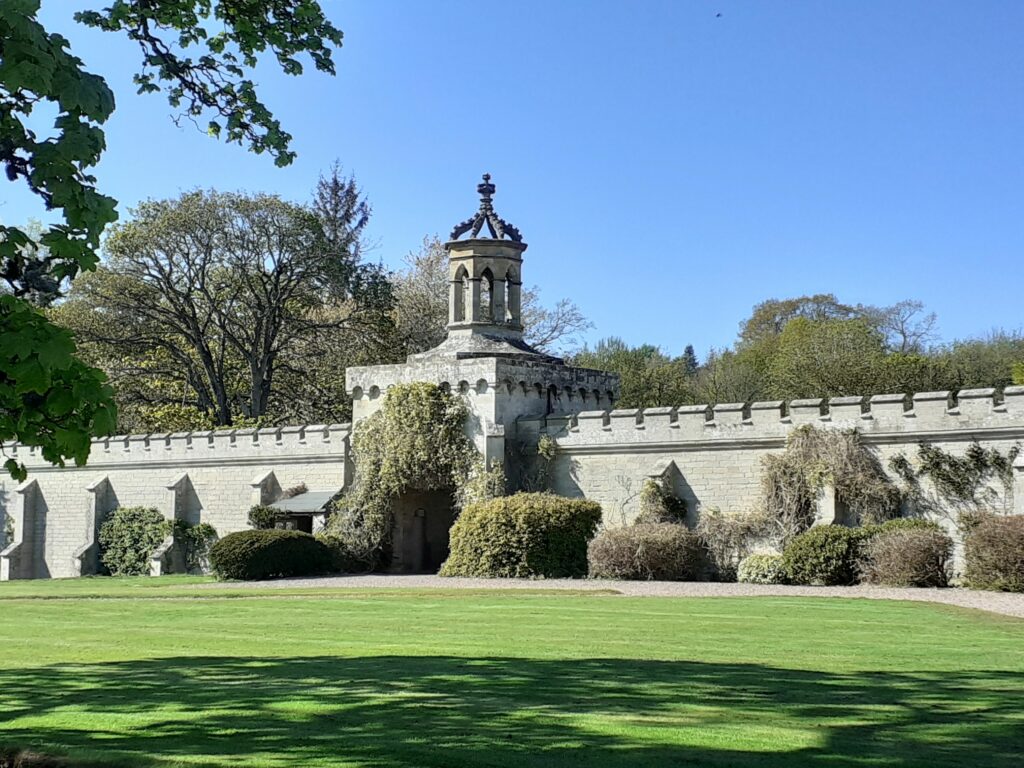 Duns Castle