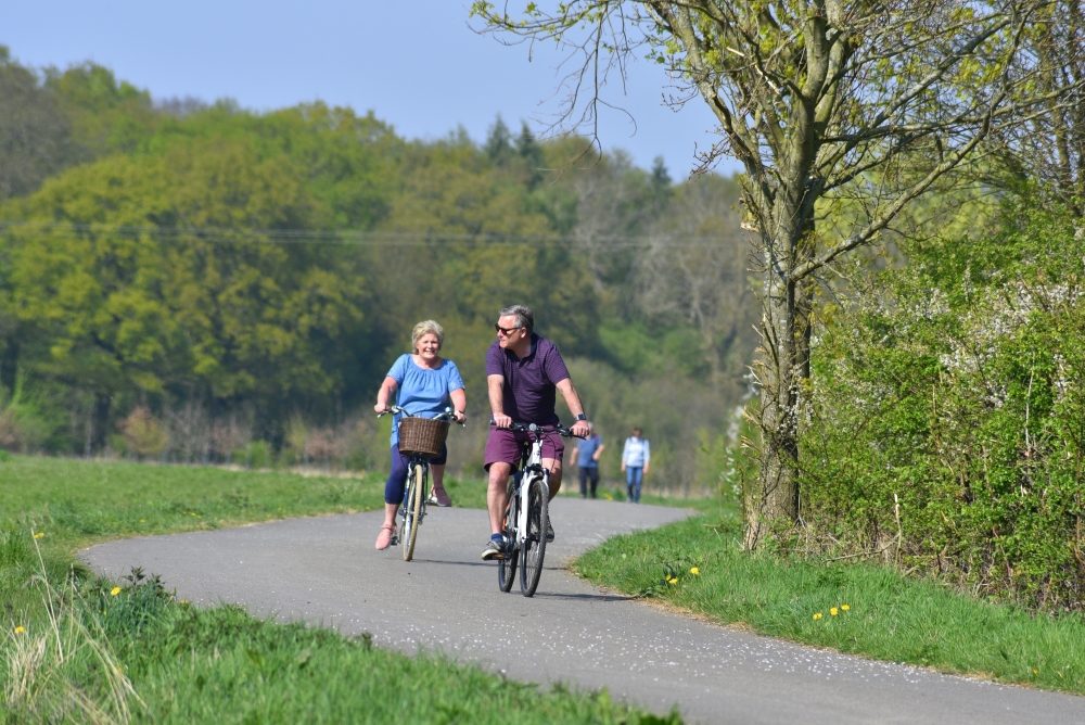 Doddington Hall Cyclists on track between The Old Hagg (SSSI) and Ash Launde (ASNW) traffic-free to Lincoln via Sustrans 64.
