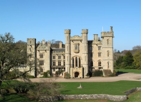 The front of Duns Castle