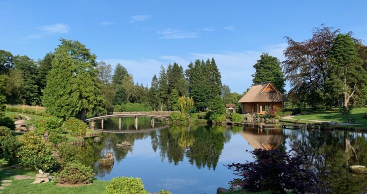 Beautiful wedding venue image Cowden Garden