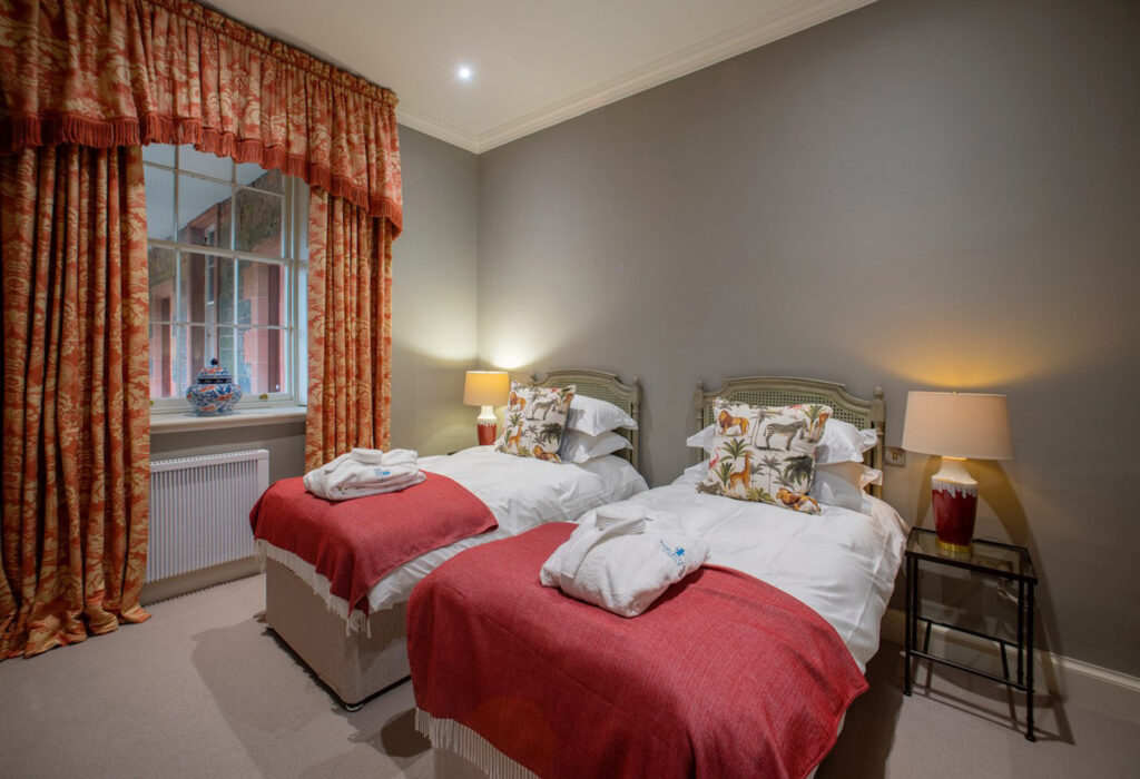 Twin-Bedroom in the Maitland Suite at Thirlestane Castle