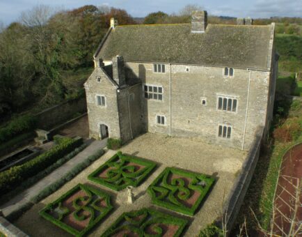 Llancaiach Fawr Manor