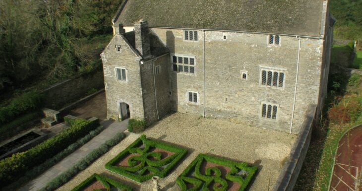 Llancaiach Fawr Manor