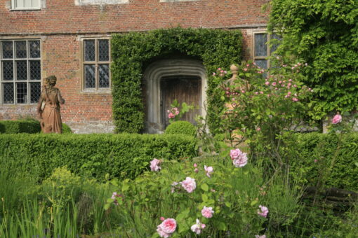 Hellens Manor